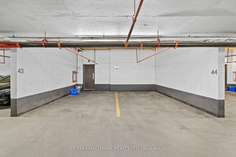 Photo 42 at TH 15 - 260 Heath Street W, Forest Hill South, Toronto