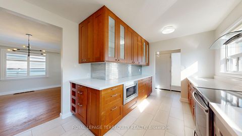 Photo 14 at 85 Romulus Drive, Bendale, Toronto