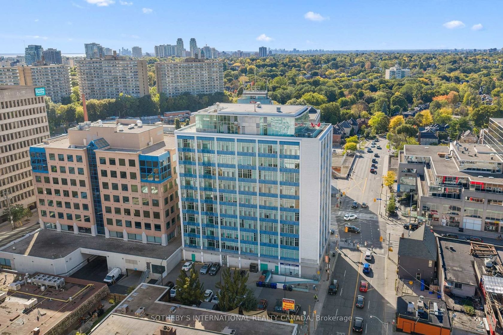 502 - 1901 Yonge Street, Mount Pleasant West, Toronto by Loree Meneguzzi Real Estate 502 - 1901 Yonge Street, Mount Pleasant West, Toronto