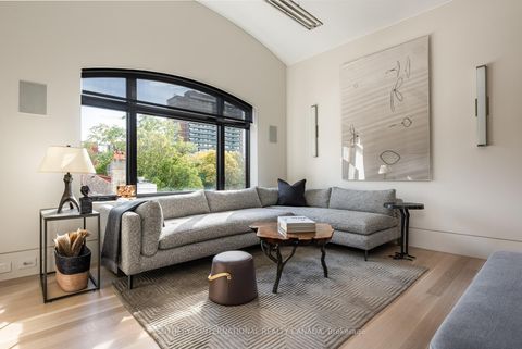 Photo 5 at 3 - 85 Bedford Road, Annex, Toronto