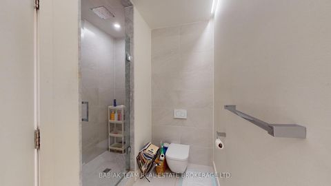 Photo 11 at 3212 Dundas Street W, Junction Area, Toronto