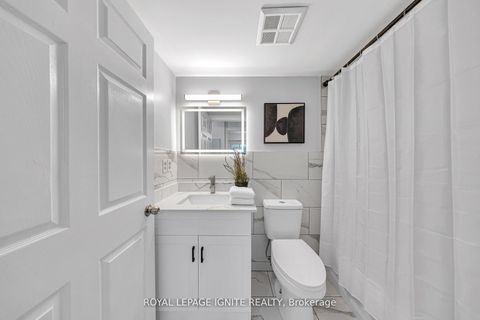 Photo 28 at 215 - 88 Alton Towers Circle, Milliken, Toronto