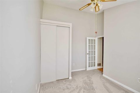 Photo 7 at 12 Robin Court, Cundles East, Barrie