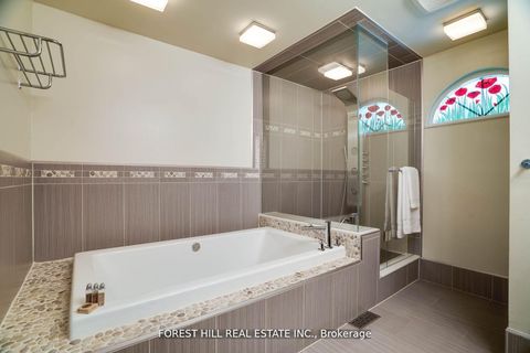 Photo 12 at 244 Waterloo Avenue, Bathurst Manor, Toronto Photo 12 at 244 Waterloo Avenue, Bathurst Manor, Toronto