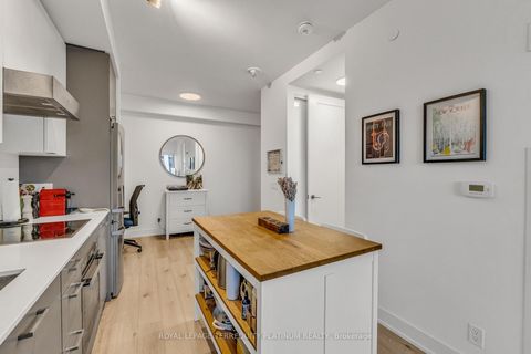 Photo 6 at 1410 - 11 Lillian Street, Mount Pleasant West, Toronto