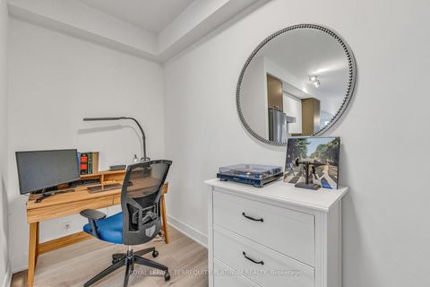 Photo 7 at 1410 - 11 Lillian Street, Mount Pleasant West, Toronto