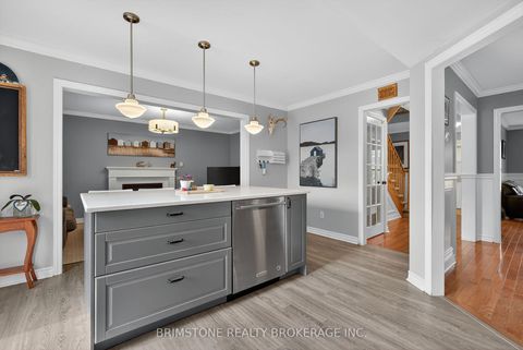 Photo 12 at 116 Bird Street, Edgehill Drive, Barrie