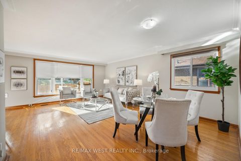 Photo 4 at 47 Gibson Avenue, Beaumonde Heights, Toronto Photo 4 at 47 Gibson Avenue, Beaumonde Heights, Toronto