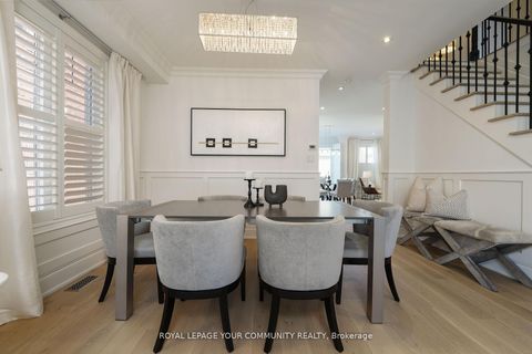 Photo 8 at 4 Dairy Avenue, Oak Ridges, Richmond Hill