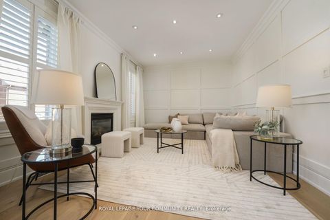 Photo 14 at 4 Dairy Avenue, Oak Ridges, Richmond Hill