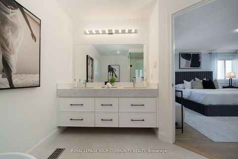 Photo 28 at 4 Dairy Avenue, Oak Ridges, Richmond Hill