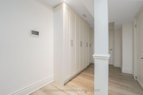 Photo 35 at 4 Dairy Avenue, Oak Ridges, Richmond Hill