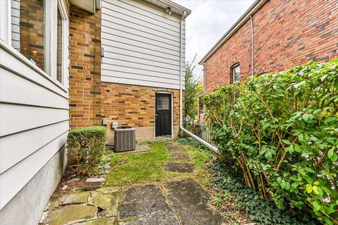 Photo 31 at 78 Humberview Road, Lambton Baby Point, Toronto