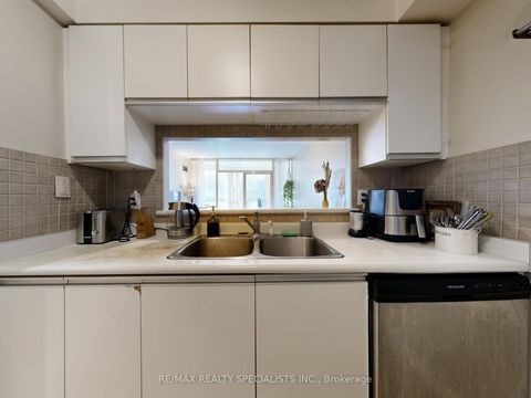 Photo 13 at 004 - 1 Hickory Tree Road, Weston, Toronto