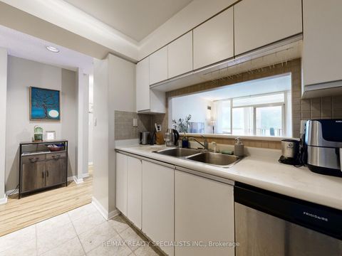 Photo 14 at 004 - 1 Hickory Tree Road, Weston, Toronto