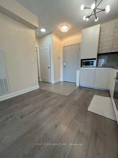 Photo 2 at 812 - 396 HIGHWAY 7, Doncrest, Richmond Hill