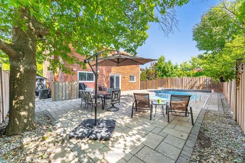 Photo 31 at 1166 Priory Court, GA Glen Abbey, Oakville