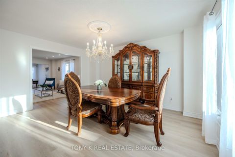 Photo 5 at 250 Alex Doner Drive, Glenway Estates, Newmarket
