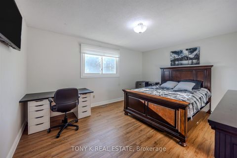 Photo 14 at 250 Alex Doner Drive, Glenway Estates, Newmarket
