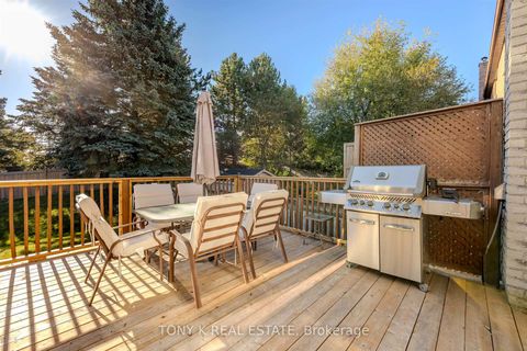 Photo 24 at 250 Alex Doner Drive, Glenway Estates, Newmarket