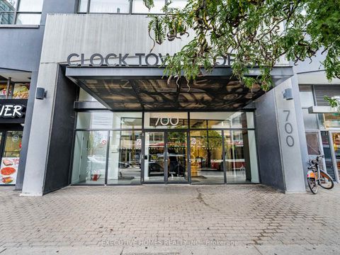 Photo 5 at 1004 - 700 King Street W, Niagara, Toronto