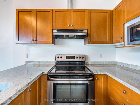 Photo 17 at 1004 - 700 King Street W, Niagara, Toronto