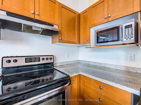 Photo 18 at 1004 - 700 King Street W, Niagara, Toronto