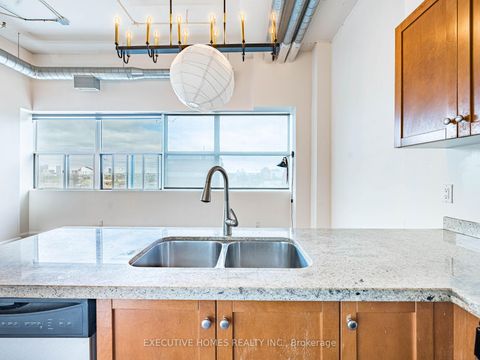 Photo 19 at 1004 - 700 King Street W, Niagara, Toronto