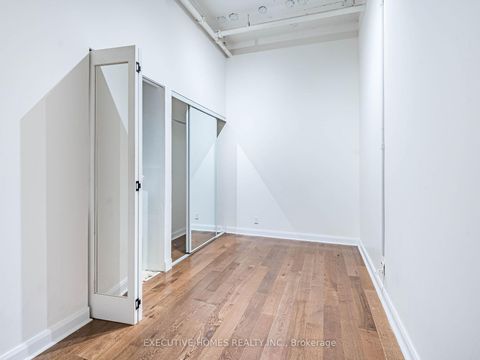 Photo 27 at 1004 - 700 King Street W, Niagara, Toronto