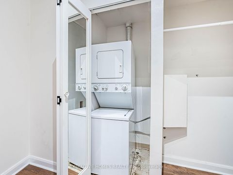 Photo 28 at 1004 - 700 King Street W, Niagara, Toronto