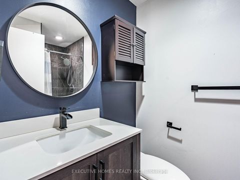 Photo 31 at 1004 - 700 King Street W, Niagara, Toronto