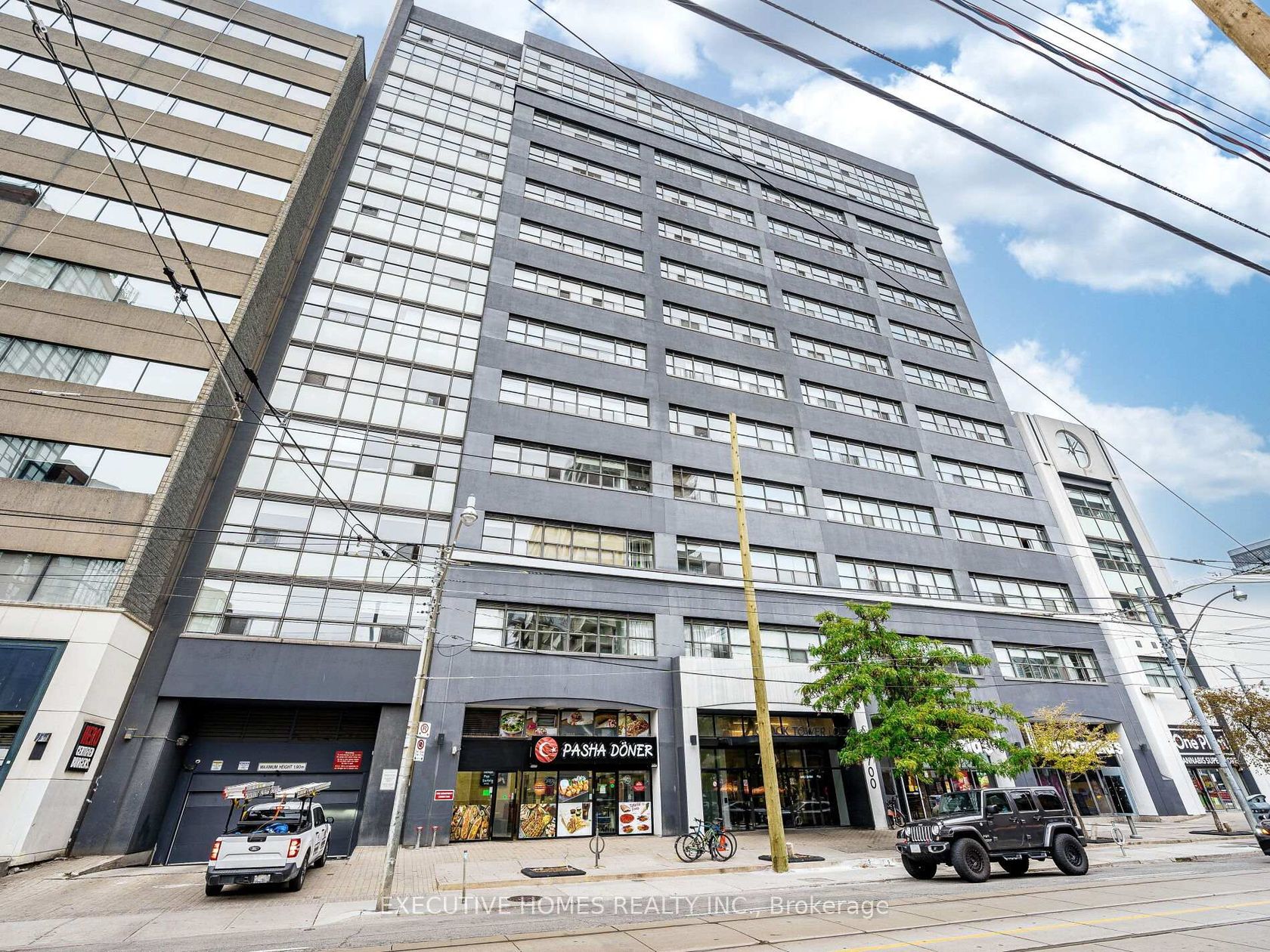 1004 - 700 King Street W, Niagara, Toronto  by Loree Meneguzzi Real Estate 1004 - 700 King Street W, Niagara, Toronto