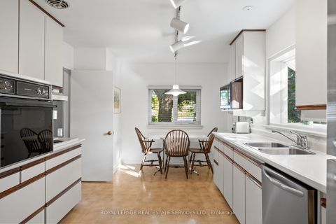 Photo 11 at 20 West Deane Valley Road, West Deane, Toronto