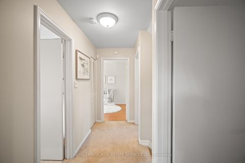 Photo 13 at 20 West Deane Valley Road, West Deane, Toronto