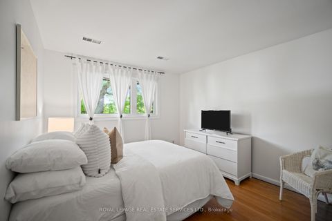 Photo 16 at 20 West Deane Valley Road, West Deane, Toronto