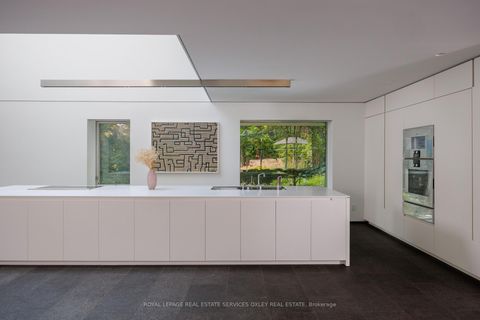 Photo 7 at 11 Beaumont Road, Moore Park, Toronto