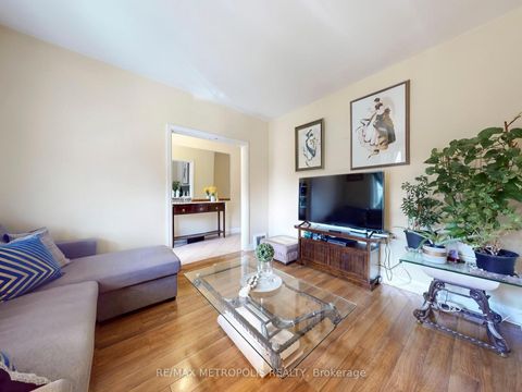 Photo 7 at 28 Eversfield Road, Fairbank, Toronto