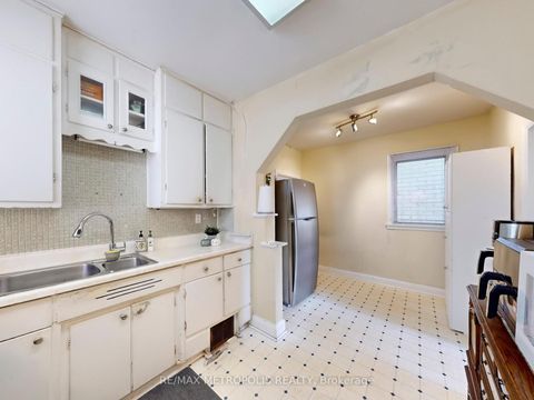 Photo 15 at 28 Eversfield Road, Fairbank, Toronto