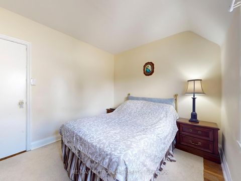 Photo 26 at 28 Eversfield Road, Fairbank, Toronto