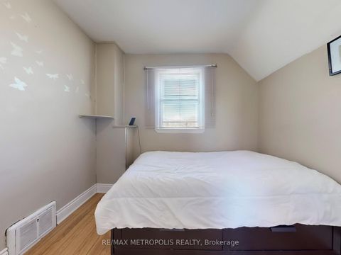 Photo 31 at 28 Eversfield Road, Fairbank, Toronto