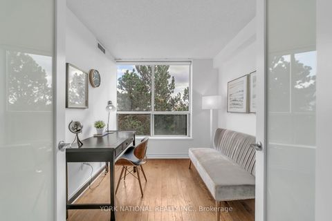 Photo 26 at 408 - 14924 Yonge Street, Aurora Highlands, Aurora