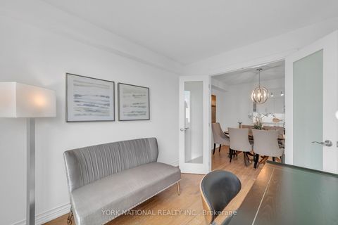 Photo 27 at 408 - 14924 Yonge Street, Aurora Highlands, Aurora