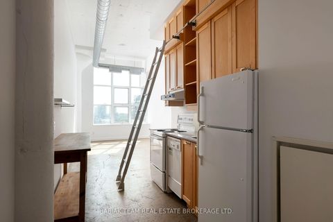 Photo 11 at 1043 - 155 Dalhousie Street, Yonge Corridor, Toronto