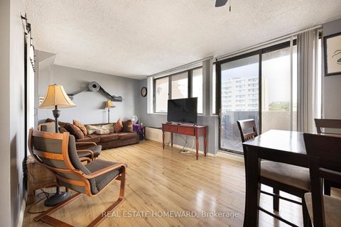 Photo 3 at 511 - 665 Kennedy Road, Kennedy Park, Toronto