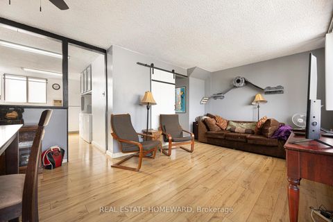 Photo 4 at 511 - 665 Kennedy Road, Kennedy Park, Toronto