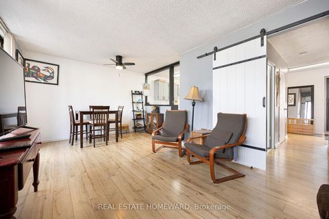 Photo 5 at 511 - 665 Kennedy Road, Kennedy Park, Toronto