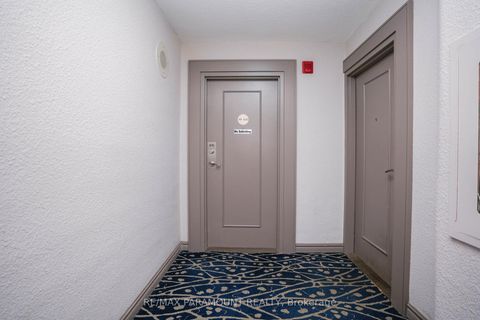 Photo 6 at 610 - 234 Albion Road, Old Rexdale, Toronto