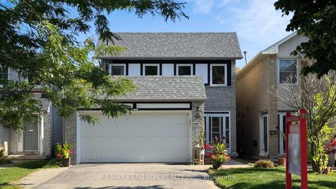 Photo 0 at 25 Greybeaver Trail, Rouge E10, Toronto