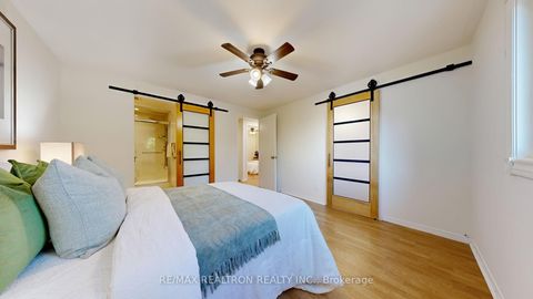 Photo 27 at 25 Greybeaver Trail, Rouge E10, Toronto