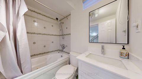 Photo 34 at 25 Greybeaver Trail, Rouge E10, Toronto